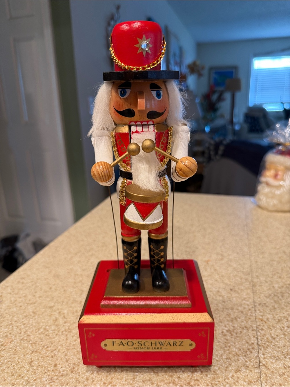 FAO Schwarz, vintage,nutcracker Gold & Black Nutcracker Drummer Figurine musical
